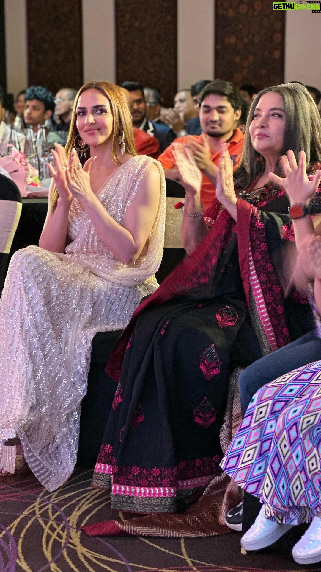 Esha Deol Instagram - Humbled to receive this award for Most Distinctive Performance – Hunter’ BFJA Special Mention at the 2024 edition of Power Brands - Bollywood Film Journalist’s Awards. It is the only *OPEN BALLOT*, No Frills *absolutely transparent* awards in Bollywood where more than a dozen reputed Film Journalists vote & decide the winners. A big thank you ♥️🙏🏼 Was a pleasure to be enjoying the company of @azmishabana18 ji 🤗 Wearing @houseofneetalulla @neeta_lulla HMU @_narendrajadhav_ @fatima_dsouza @hypenq_pr @palsandpeersentertainment #awards #winner #indianfilmindustry #bollywood #actor #weekend #aboutlastnight #love #gratitude ♥️🧿