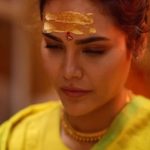 Esha Gupta Instagram – अकाल मृत्यु वो मरे जो कर्म करे चांडाल का
काल उसका क्या करे जो भक्त हो महाकाल का
हर हर महादेव 🔱