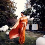 Esha Gupta Instagram – एक चेहरा है जो आँखों में बसा रहता है
इक तसव्वुर है जो तन्हा नहीं होने देता

नानी की साड़ी
Jewels @amarisbyprernarajpal 
Photographed by @luvechristianjournal 
Hmu by me
#chitrabhartifilmfestival Panchkula  Haryana India
