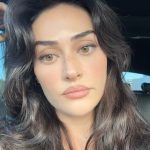 Esra Bilgiç Instagram -