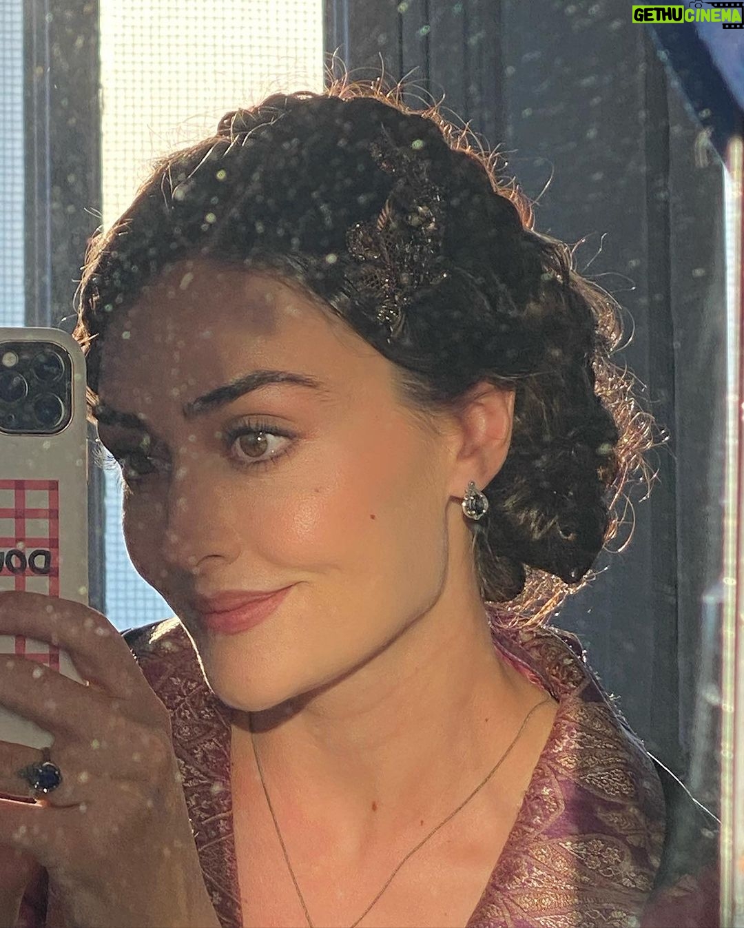 Esra Bilgiç Instagram - “ATATÜRK 1881-1919” ATATÜRK 1. filmin tamamı şimdi sinemalarda! (ATATÜRK - 2. film: 5 Ocak 2024’te Türkiye’de tüm sinemalarda ve 30 ülkede gösterime girecek.) @lanistarmedia #MehmetAdaÖztekin
