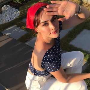 Esra Bilgiç Instagram - Temmuz bitmeden. ❤️
