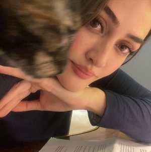 Esra Bilgiç Instagram - #collegegirl 📸: @aliblgicc