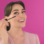 Esra Bilgiç Instagram - Big’N Bold ile bakışları abartıyoruz!   Big’N Bold Mascara, Volume, Lengthening ve Waterproof seçenekleri ile hacmi, uzunluğu ve kalıcılığı abartmaya geliyor! #BakislariAbartiyoruz #Flormar #FlormarTurkiye