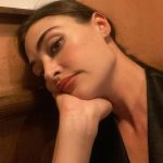 Esra Bilgiç Instagram - 📧 anılar.