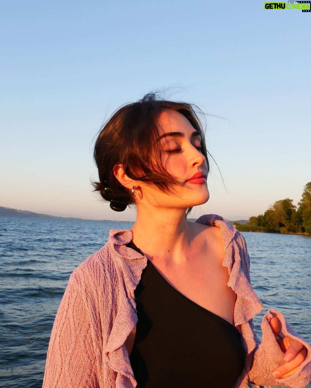 Esra Bilgiç Instagram - Yakın tarihli anılar. 🪆🧧🎐