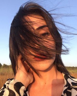 Esra Bilgiç Instagram - 🤍