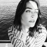 Esra Bilgiç Instagram -