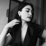 Esra Bilgiç Instagram -