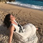 Esra Bilgiç Instagram –