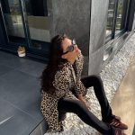 Esra Bilgiç Instagram -