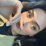 Esra Bilgiç Instagram -