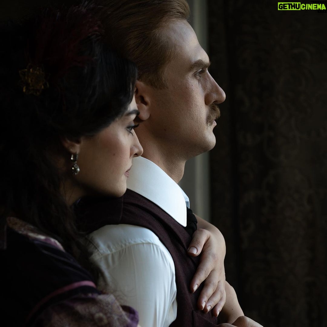 Esra Bilgiç Instagram - “ATATÜRK II 1881-1919” sinemalarda! #MehmetAdaÖztekin @ataturkthemovie @lanistarmedia @o3medya