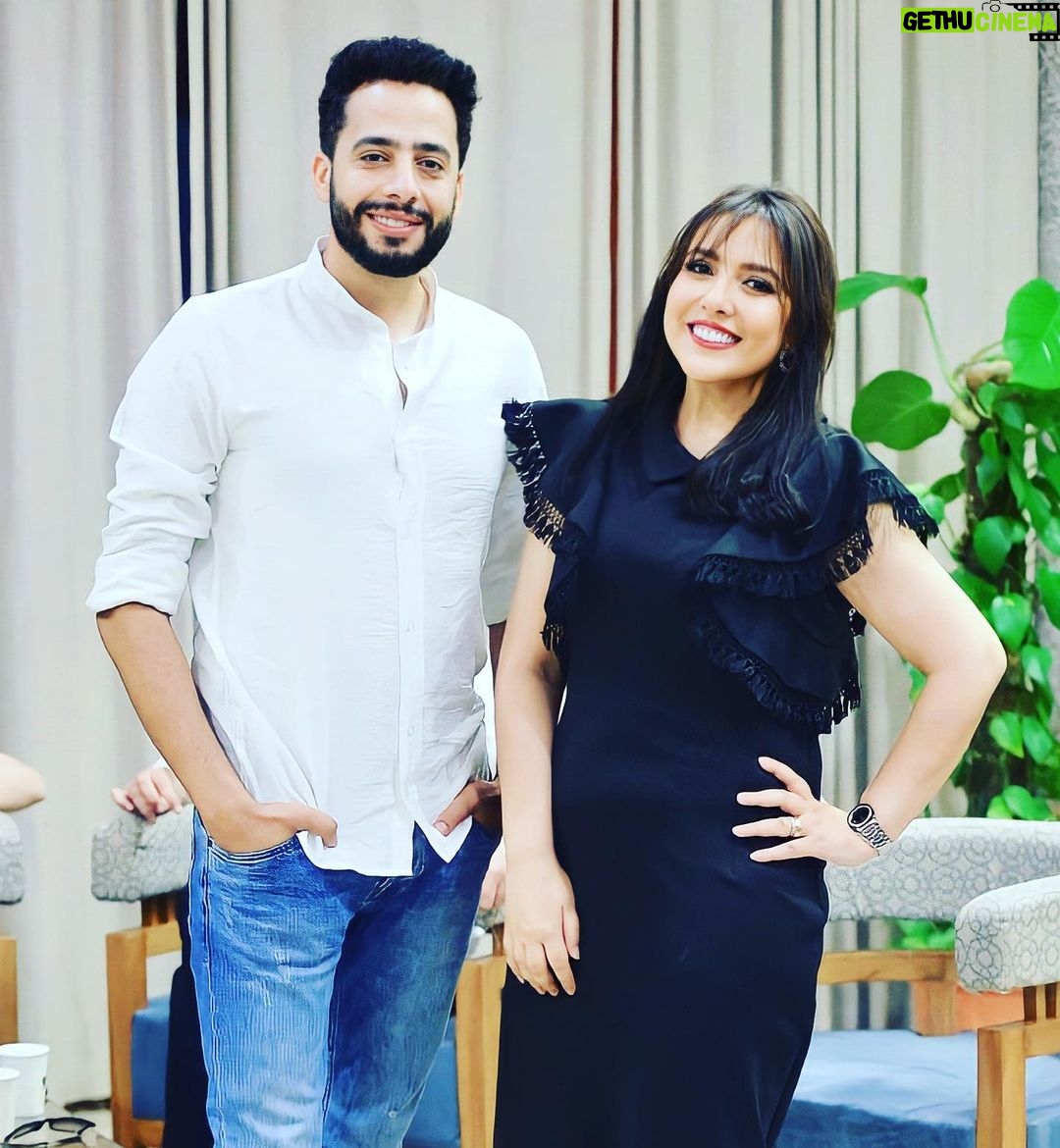 Essam Elsakka Instagram - Thanks for AUC … شكرا الجامعة الامريكية ❤️✌️ @auc.su @auc_egypt #essamelsaka
