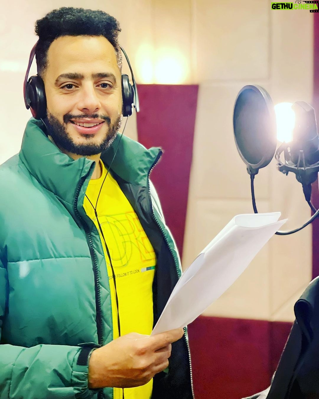 Essam Elsakka Instagram - توكلنا علي الله يحيي وكنوز الجزء الثاني رمضان٢٠٢٣ @yehiawkonoz Part2 ✌️❤️❤️