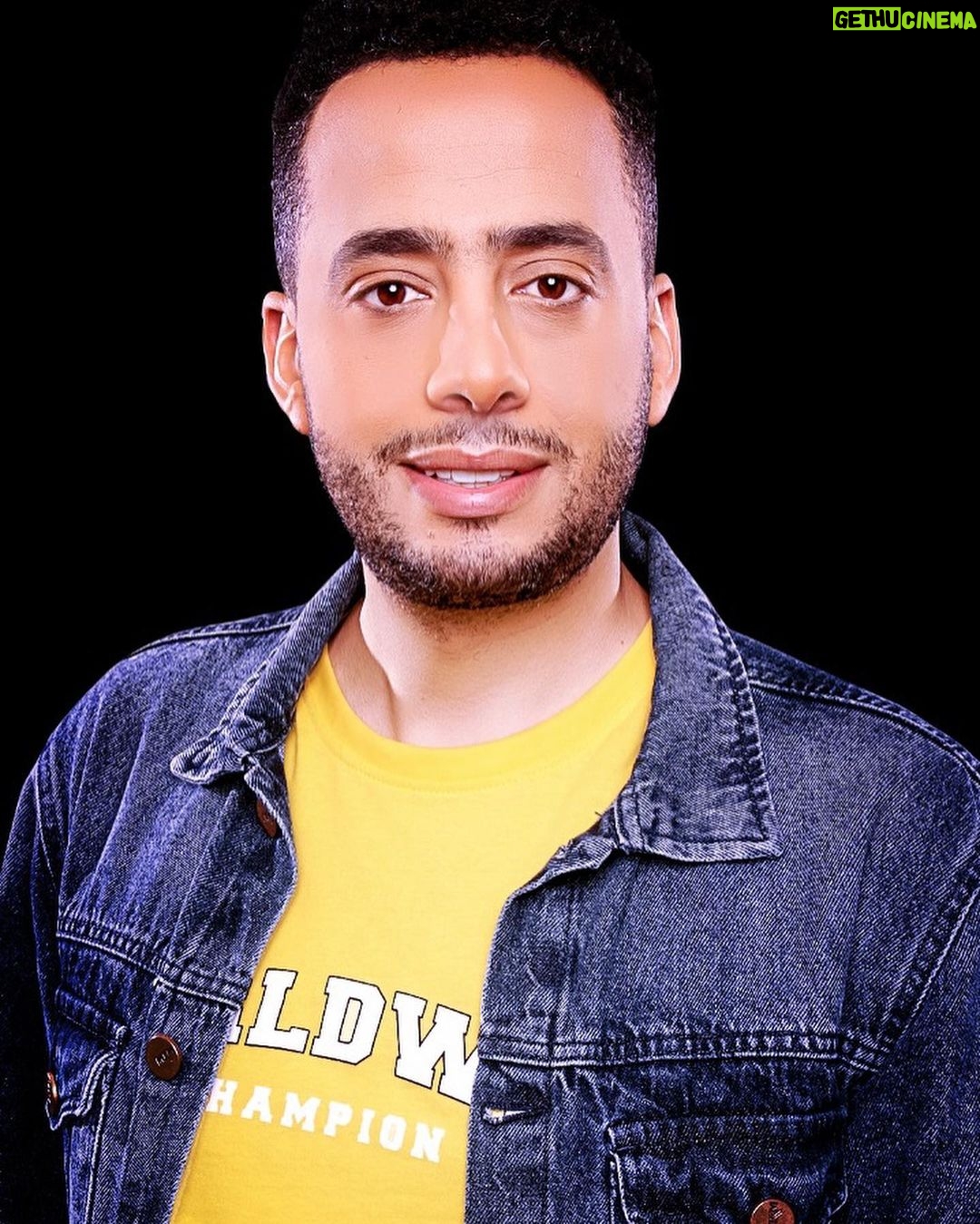 Essam Elsakka Instagram - مسلسل #وسط_البلد الجزء الثاني يوميا علي قناة MBC @mbcmasrtv