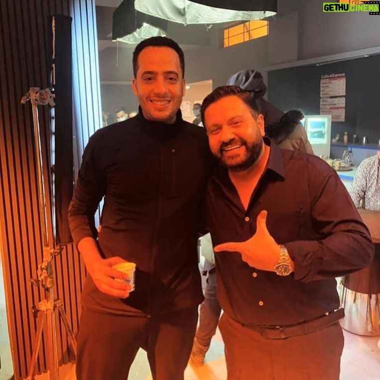 Essam Elsakka Instagram - كواليس كوفيد٢٥ مع ابو قلب ابيض المجدع ادوارد #خافو_واحذرو #كوفيد٢٥ @edwardfouad