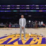 Esteban Ocon Instagram - That was cool 🏀 @kingjames Los Angeles, California
