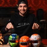 Esteban Ocon Instagram - Minis minis minis! ✍🏼 thank you for all your orders and support, there’s still a few left in stock just in time for the holidays! 🤩 Merci beaucoup pour toutes vos commandes de mini-casques, il en reste encore une quantité limitée juste avant Noël! 🙏🏼