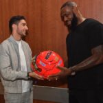 Esteban Ocon Instagram - That was cool 🏀 @kingjames Los Angeles, California