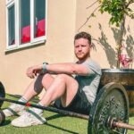 Ethan Payne Instagram - ginger man works out in the sun, brought to you by @gymshark 🦞 grab all your Gymshark gear by clicking the link in my bio #ad 💧 London, United Kingdom