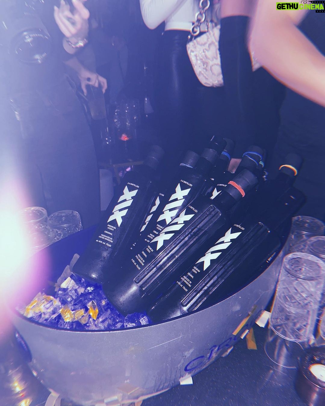 Ethan Payne Instagram - what a life London, United Kingdom