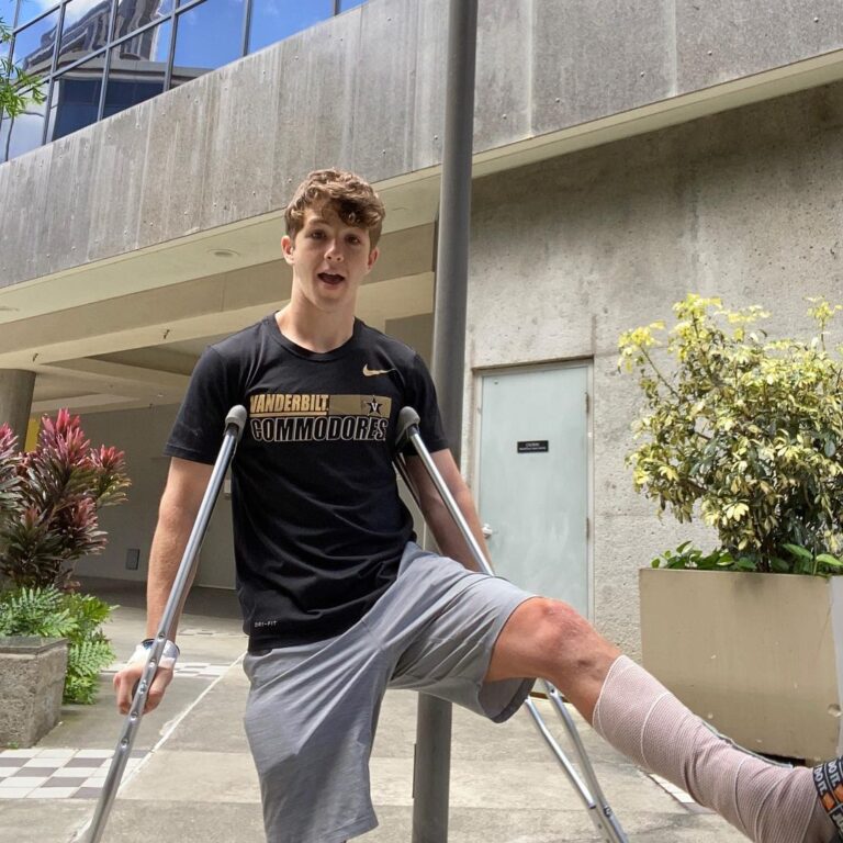 Ethan Wacker Instagram - Deja Vu- got some of the screws removed from my leg today. Great feeling to get some hardware out and take another step towards 100% Oahu, Hawaii