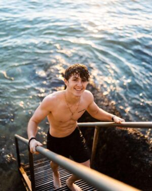 Ethan Wacker Instagram - 🌊🌊 hyped to be headed back to school but I’m def gonna miss the beach