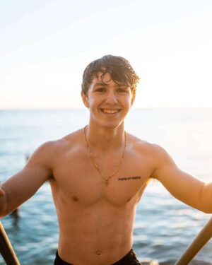 Ethan Wacker Instagram - 🌊🌊 hyped to be headed back to school but I’m def gonna miss the beach