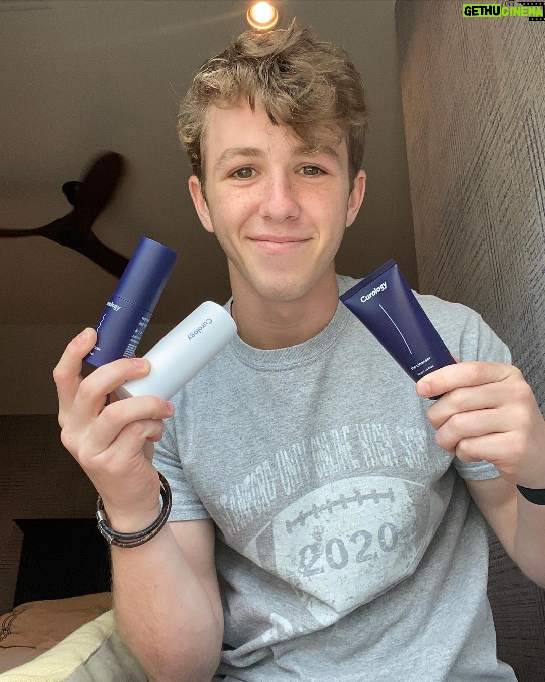Ethan Wacker Instagram - If any of you are interested in clear skin, great deals, and good products, I highly recommend you check out @Curology. I’ve been using them for a couple months now, and can definitely notice the difference in my skin. Their custom formulas are made just for YOU, easy to use, and is BASICALLY FREE! All you gotta do is pay $5 for shipping and handling and you can start a free trial today! Click the link in my bio to check it out and let me know what you think! #ad #curologypartner