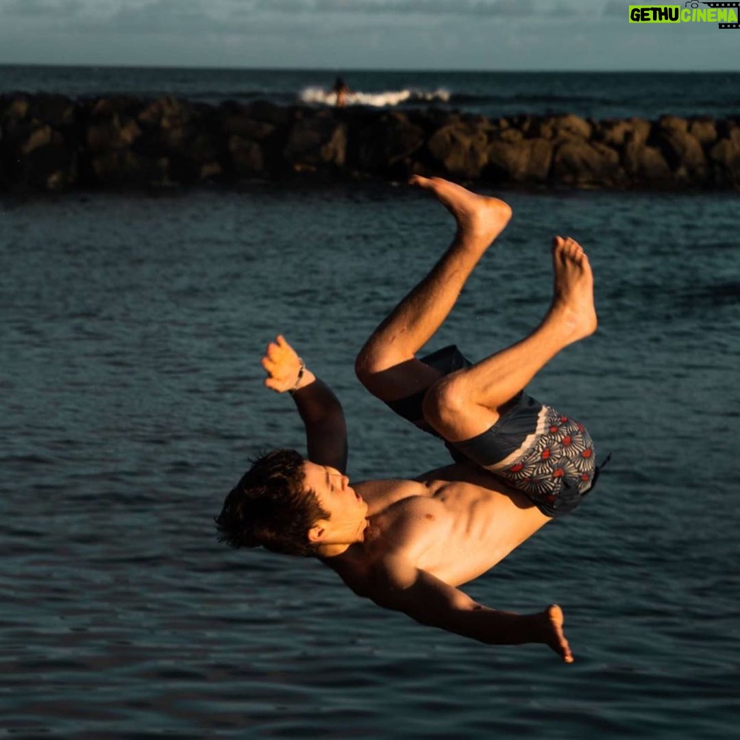 Ethan Wacker Instagram - Swipe to watch a poorly executed flip