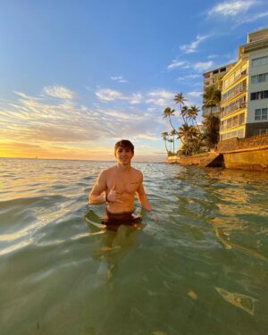 Ethan Wacker Instagram - I love how in Hawaii throwing up shakas every 20 seconds isn’t unusual