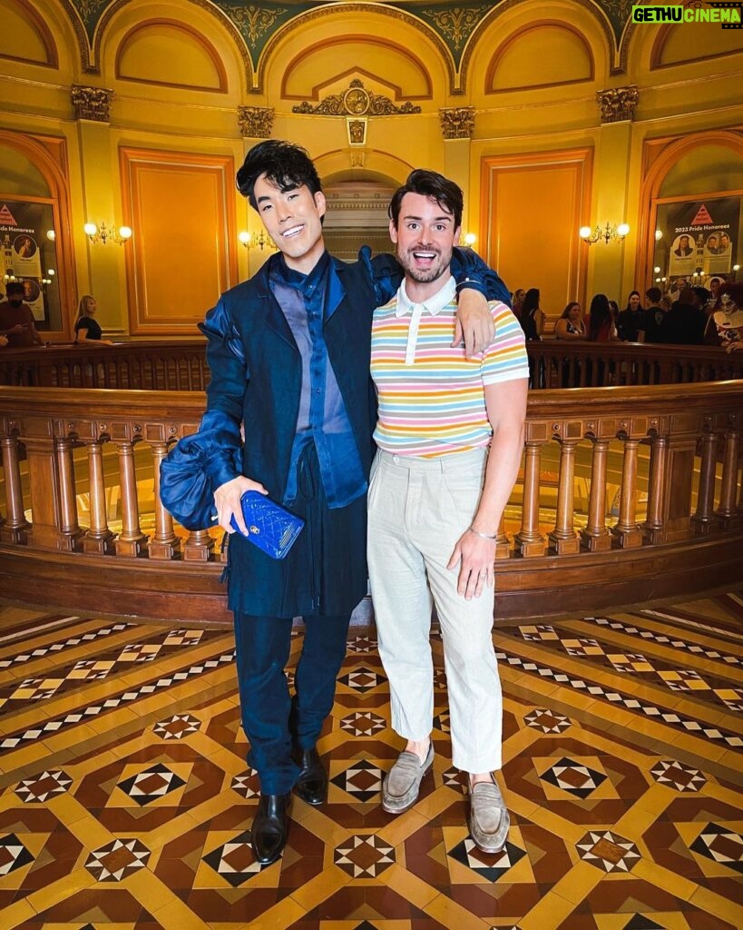 Eugene Lee Yang Instagram - I’m overjoyed to have been honored by the @calgbt Caucus at the CA State Legislature for Pride alongside some incredible LGBTQ+ leaders. 🥹 Thank you to @aimhighgetlow for nominating me and for introducing #ACA5 alongside @scott_wiener to enshrine marriage equality protections in the state constitution. 👏 This humbling recognition is dedicated to all of y’all - my queer family and allies - who have supported me. I’ll continue to fight for the rights of our beautiful, vibrant community while being unapologetically gay. 🏳️‍🌈✊🏳️‍⚧️ Styling by @colinmanderson Looks by @queerawang Jewelry by @christinebukkehave Bag by @luxedujour Shoes by @alessandrovasiniofficial Sacramento Capitol Building