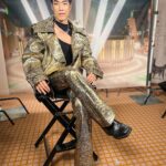 Eugene Lee Yang Instagram - Nimona press day - golden look ✨ *cue jojo’s bizarre adventure OST 🐆 styling by @colinmanderson hair & makeup by @amandawilsonmakeup wearing @helenanthonyofficial necklace by @juliaduff ear cuffs by @atavuscouture