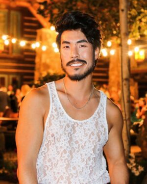 Eugene Lee Yang Instagram - say bye bye to the beard 👋