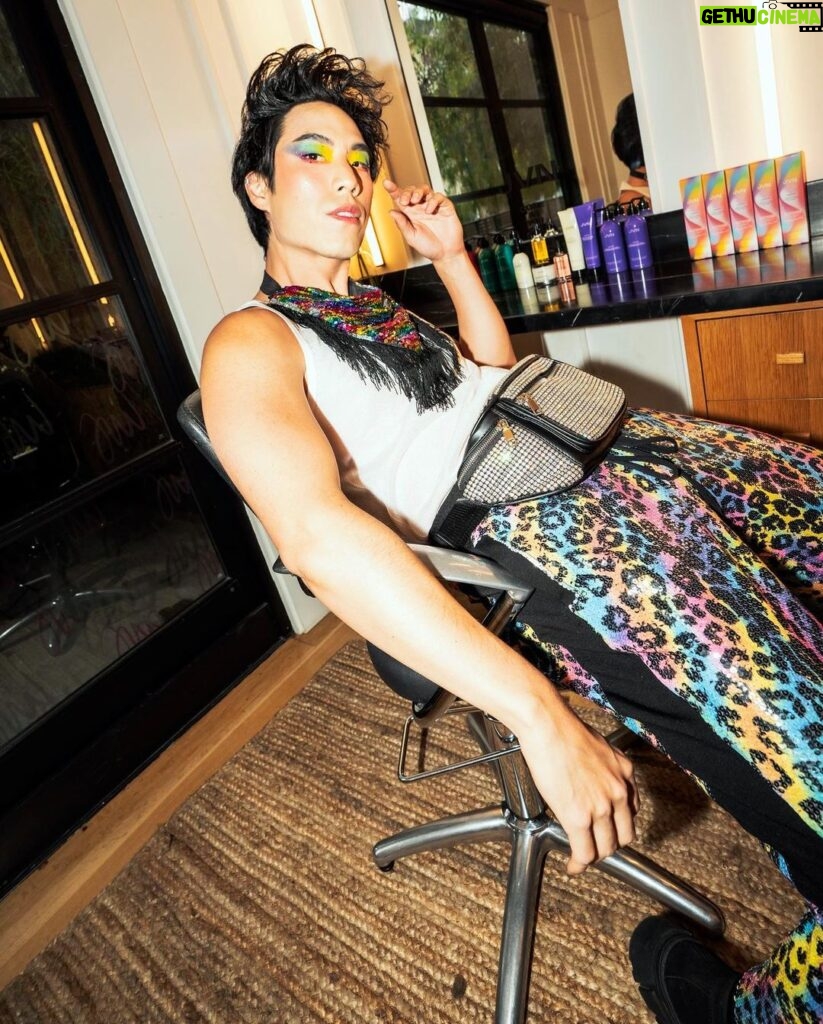 Eugene Lee Yang Instagram - where my queer people at? 🙋🏻‍♂️ #pride love y’all ❤️🧡💛💚💙💜🤎🖤 makeup by @ariannachayleneblean