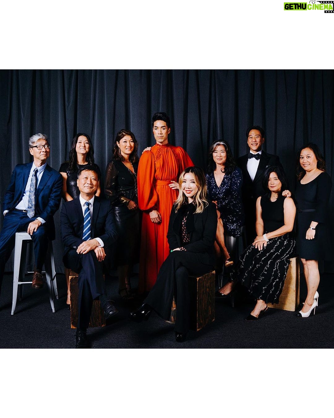 Eugene Lee Yang Instagram - Deeply honored to have received the @koreanamericanstory Trailblazer Award alongside Juju Chang and TOKiMONSTA #KASGala2021 π°π· makeup: @vanmakeupnyc stylist: @kaitlynvitug gown & cape: @stello photographer: @janicekaramchung photo assistant: @joykimjoy New York City, N.Y.
