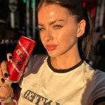 Eugenia Suárez Instagram - Yeyyyyy @cocacola_flow ❤️ @cocacola_uy #CocaColaFlowFest23 #SubeElVolumen #publicidad