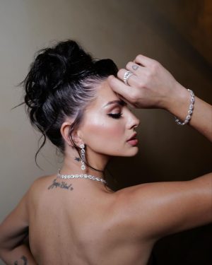 Eugenia Suárez Instagram - Ready 

St @davmartens 
💇🏽‍♀️ @malapeluqueria @juanmacativa 
Makeup by China ❤️
@latingrammystomiami