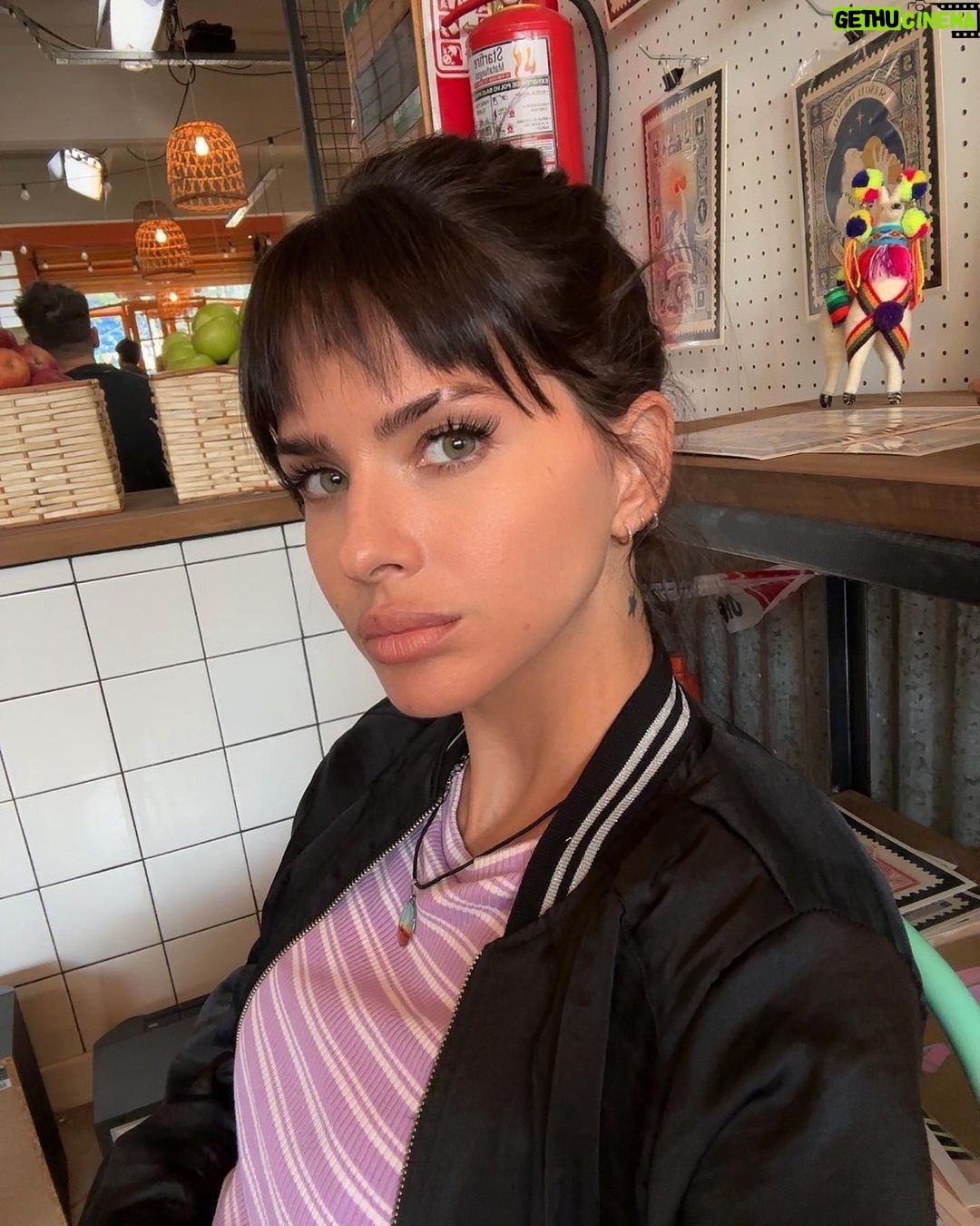 Eugenia Suárez Instagram - Nuevo personaje, nuevo proyecto 🫢 • Linda •