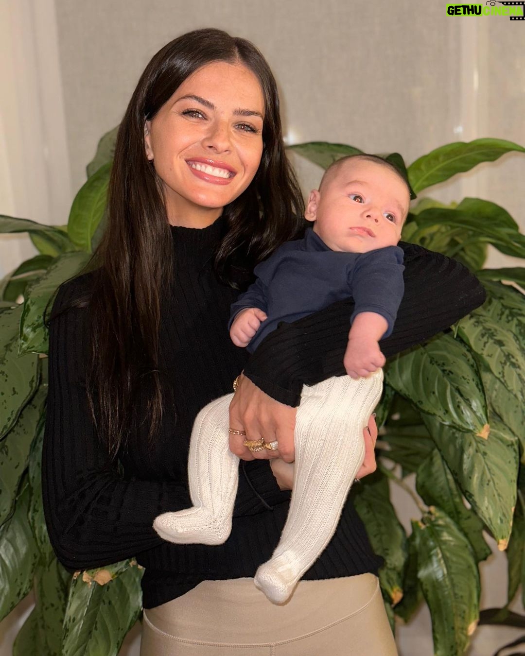 Eugenia Suárez Instagram - Con mi amor Ramiro Sobrino y ahijado amado de mi hermana y amiga amada. @agu.uslenghi