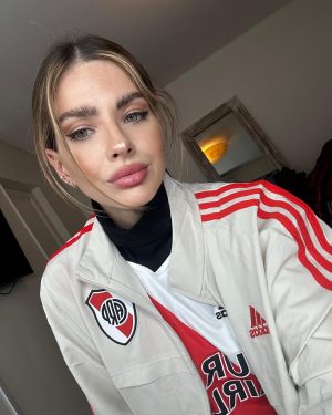 Eugenia Suárez Instagram - RIVER CAMPEÓN 🫀🫀