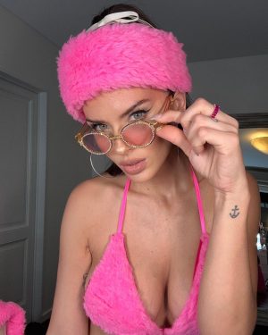Eugenia Suárez Instagram - 💓