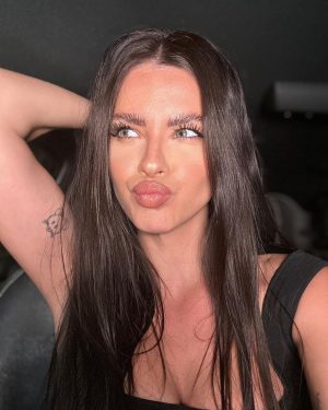 Eugenia Suárez Instagram - ❤️‍🔥😈