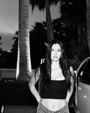 Eugenia Suárez Instagram - ❤️‍🔥😈