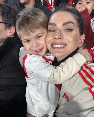 Eugenia Suárez Instagram - RIVER CAMPEÓN 🫀🫀