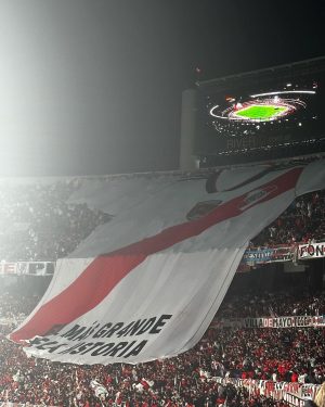 Eugenia Suárez Instagram - RIVER CAMPEÓN 🫀🫀