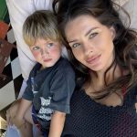 Eugenia Suárez Instagram - Dale abrázame otro ratooo 🌹