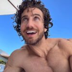 Eugenio Siller Instagram - It takes 65 muscles to frown and 13 to make a smile. Why work overtime? The St. Regis Kanai Resort, Riviera Maya