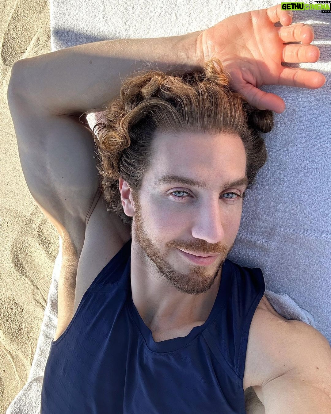 Eugenio Siller Instagram - Droopy Eyes … Los Cabos Mexico